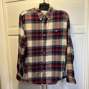 Weatherproof Vintage Men’s Plaid Flannel Shirt Size Medium Color Red/Blue/Cream